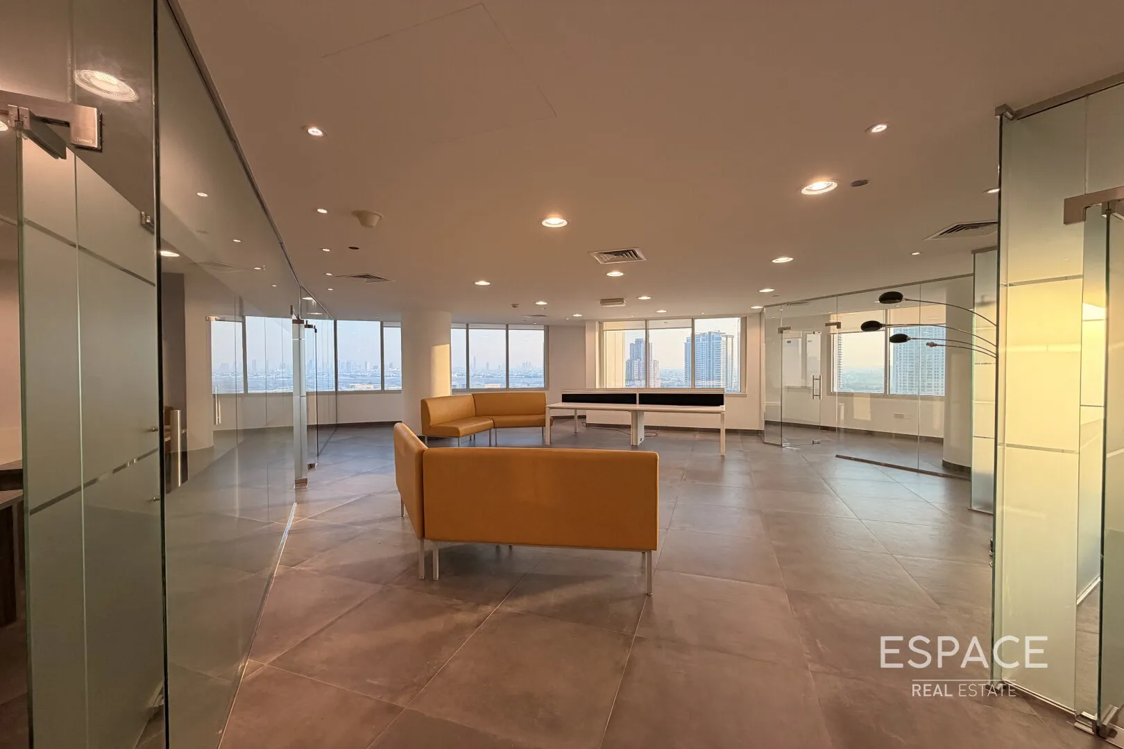 single static gallery