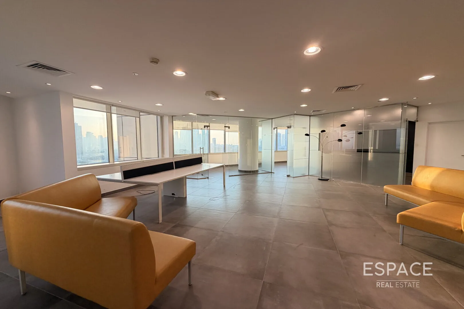 single static gallery