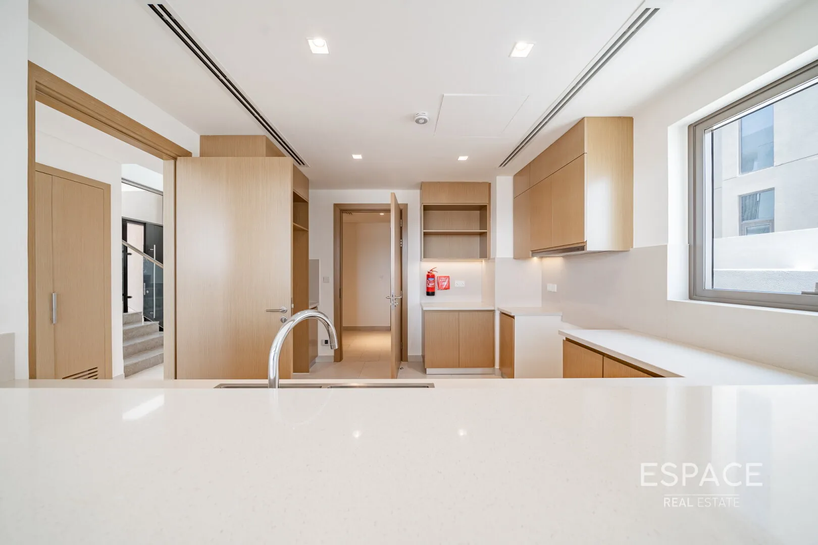 single static gallery