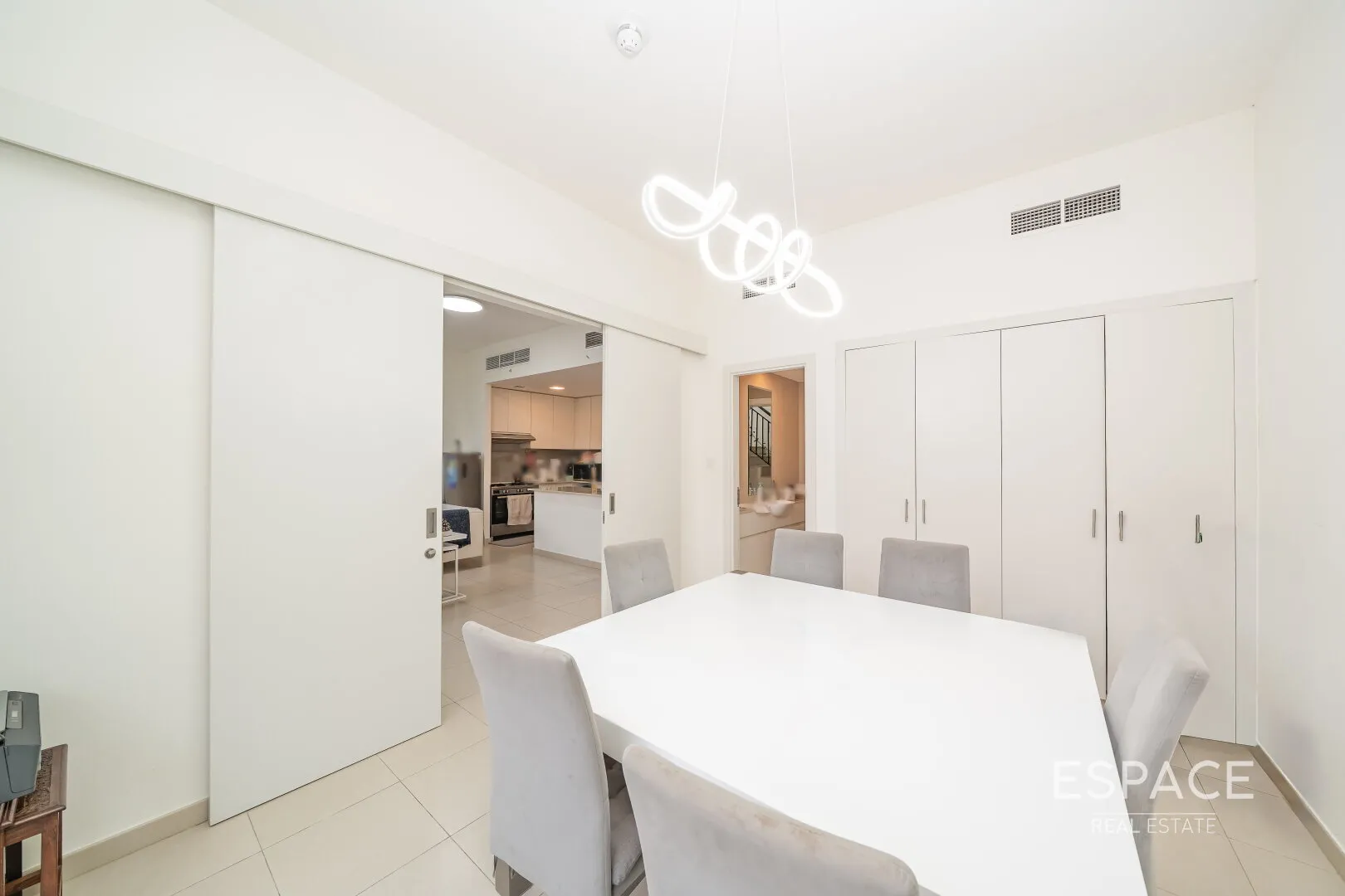 single static gallery