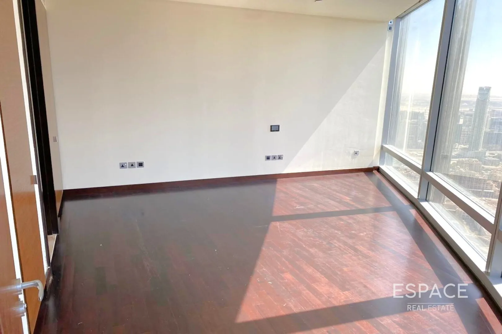 single static gallery