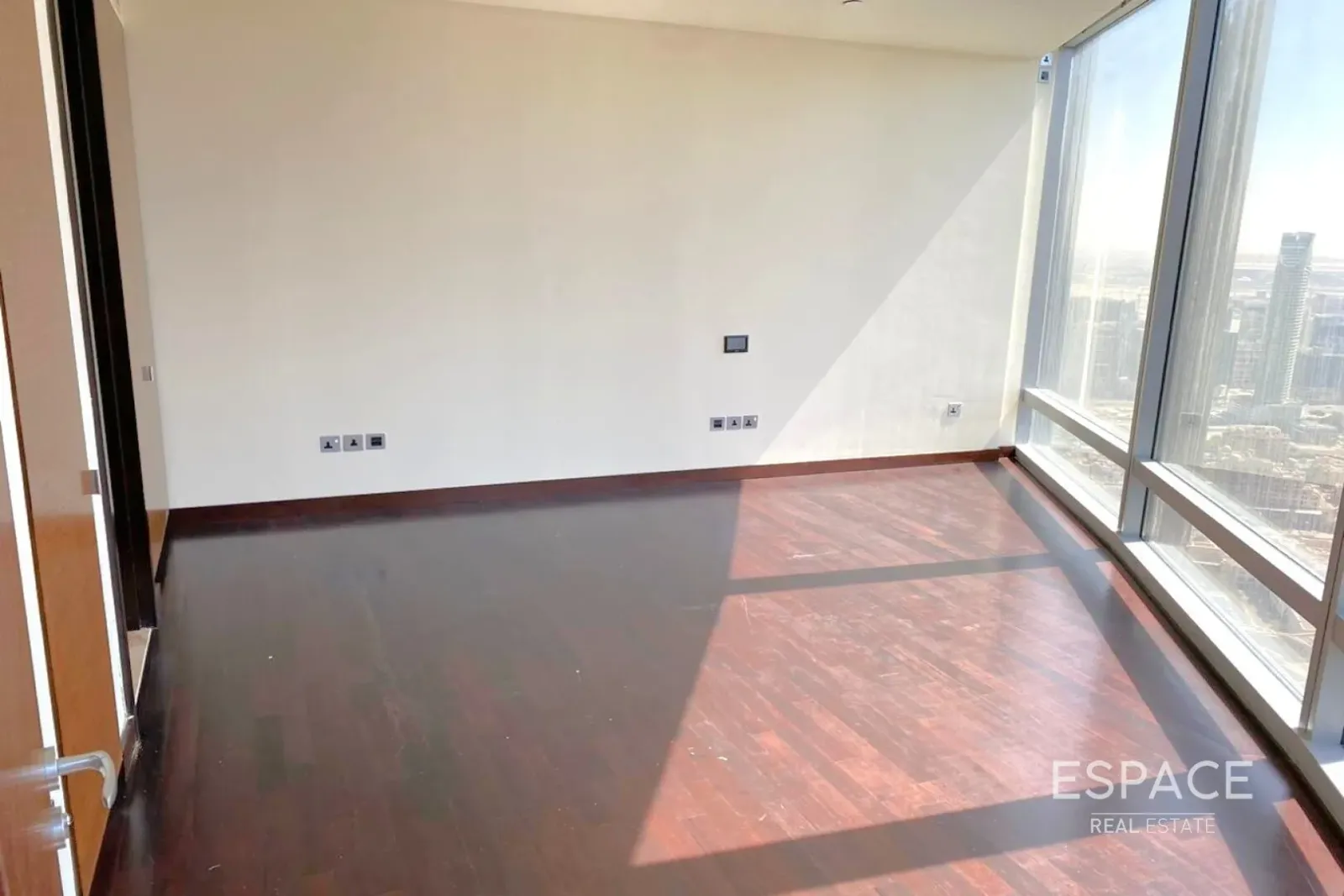 PropertiesGalleryCamera