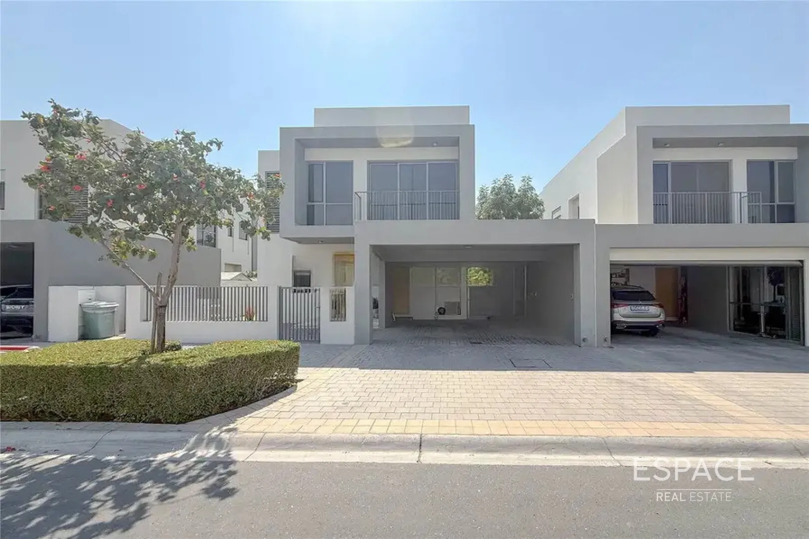 single static gallery