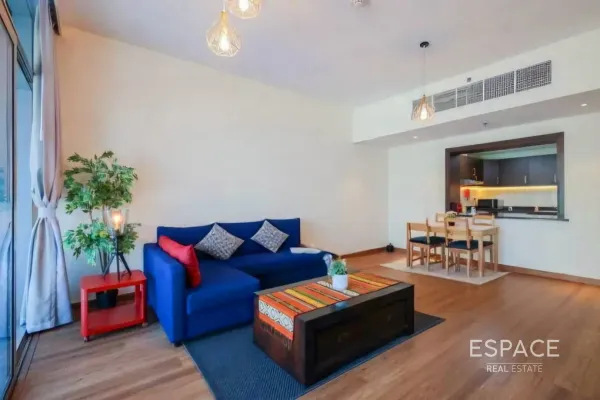 Windsor Manor, Business Bay, Dubai - Espace