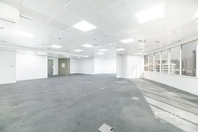 Executive Heights, Barsha Heights, Dubai - Espace
