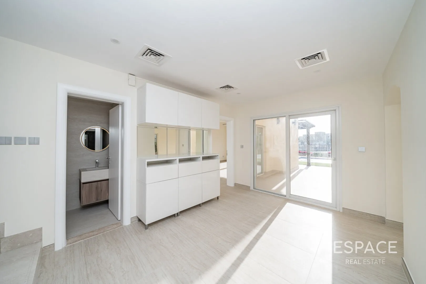 single static gallery