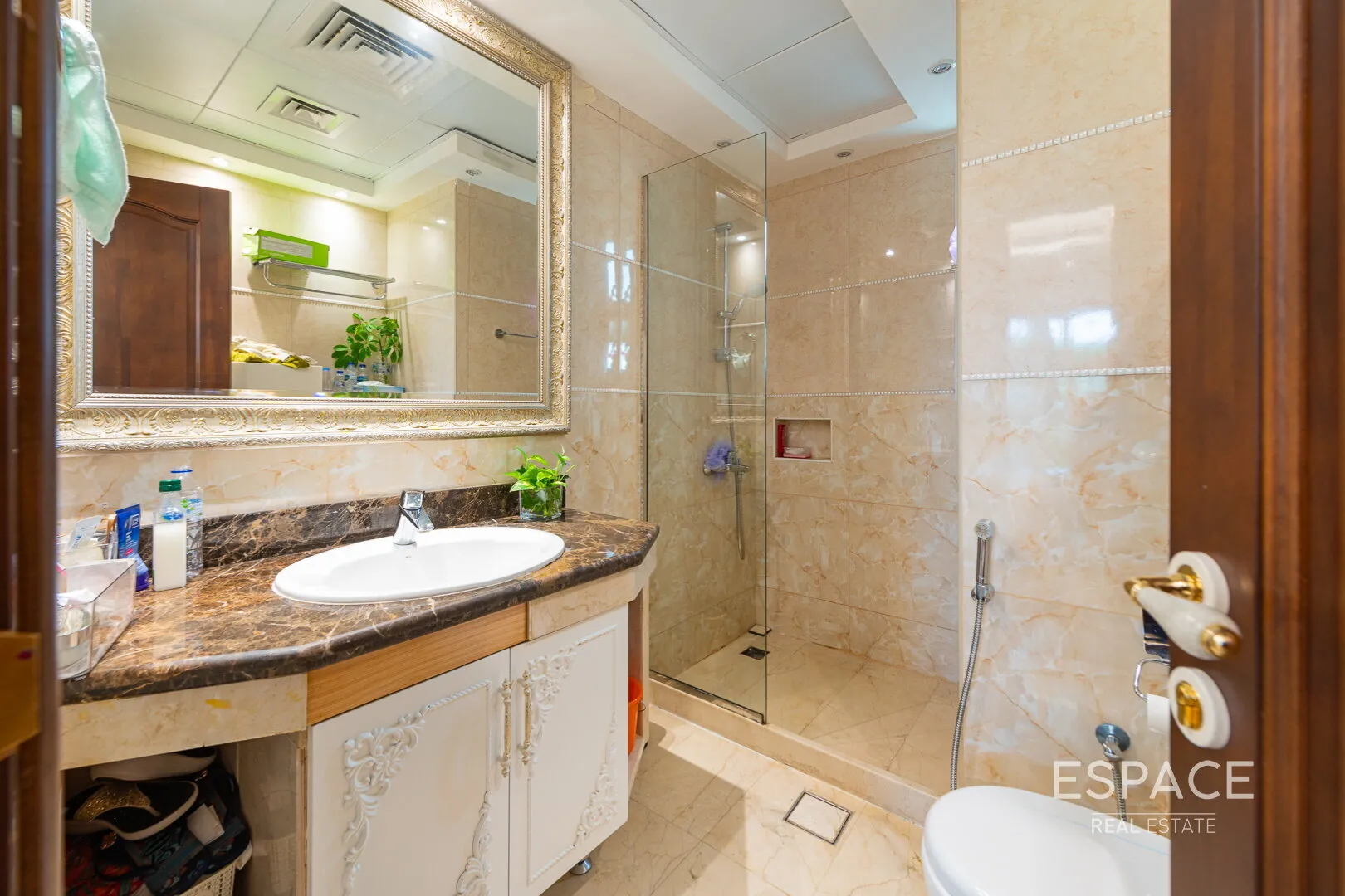 PropertiesGalleryCamera