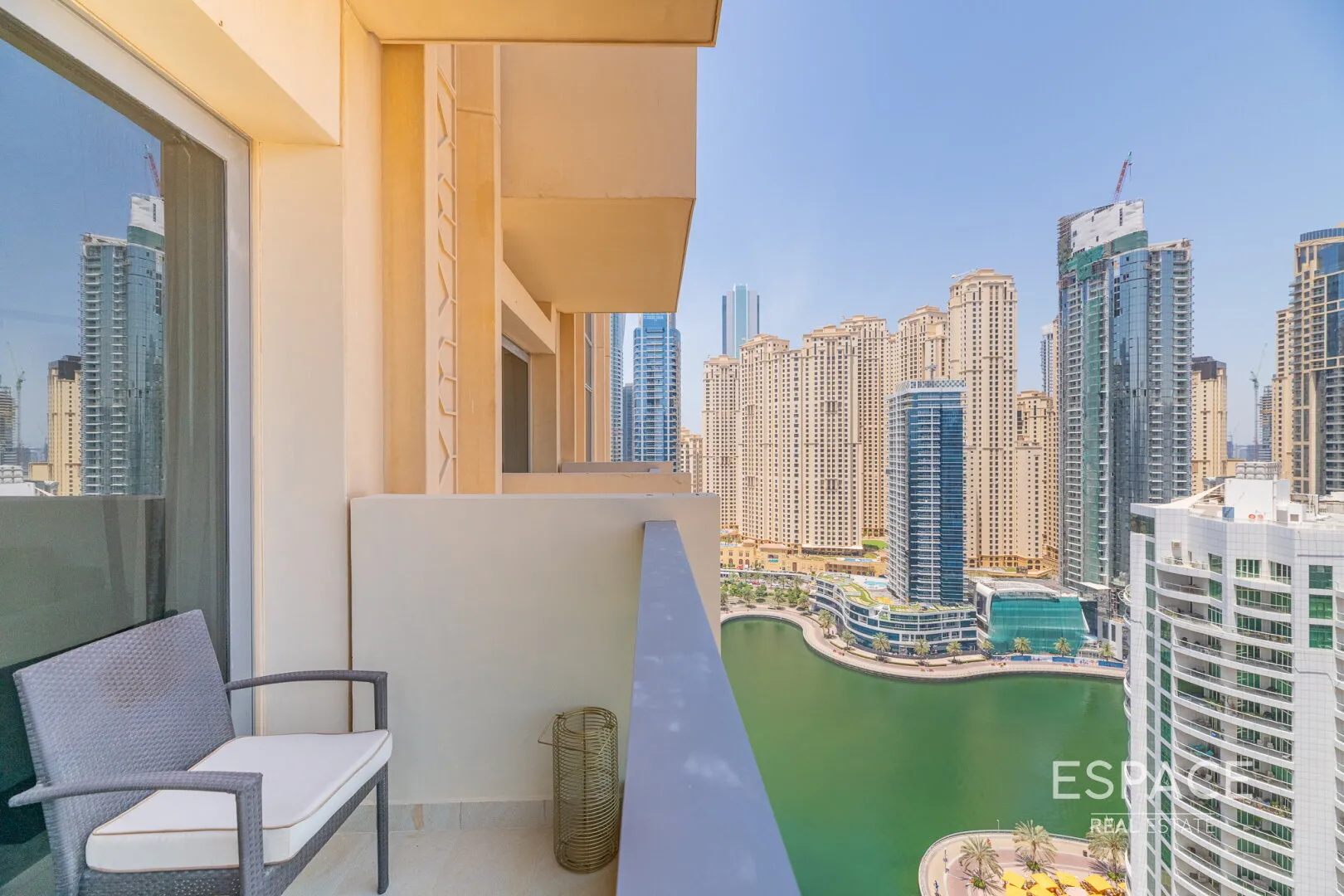 PropertiesGalleryCamera