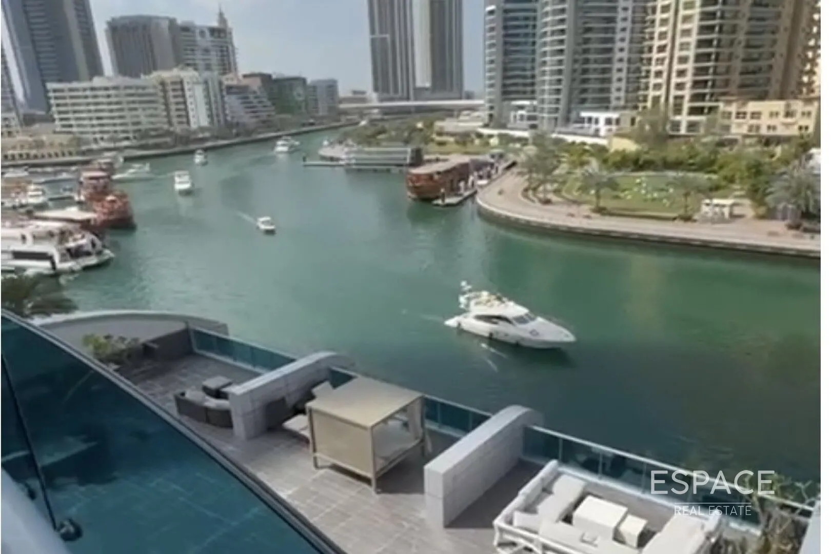 single static gallery