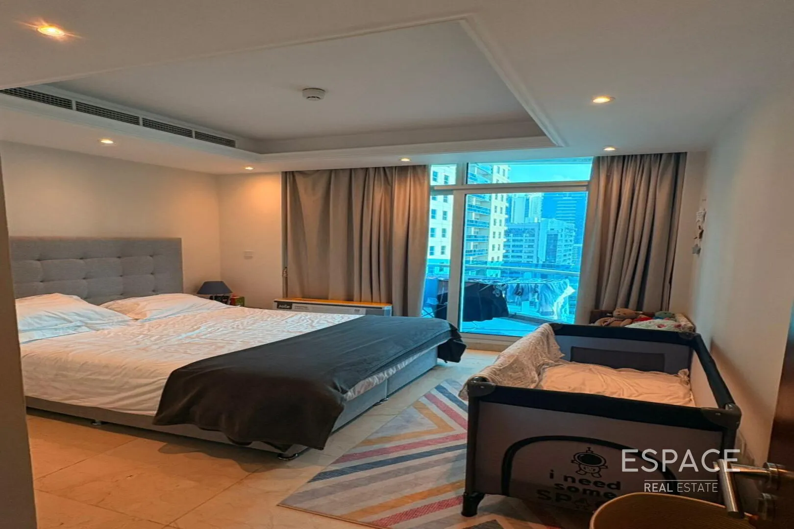 single static gallery