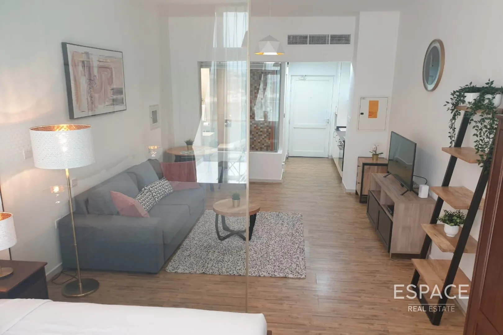 single static gallery