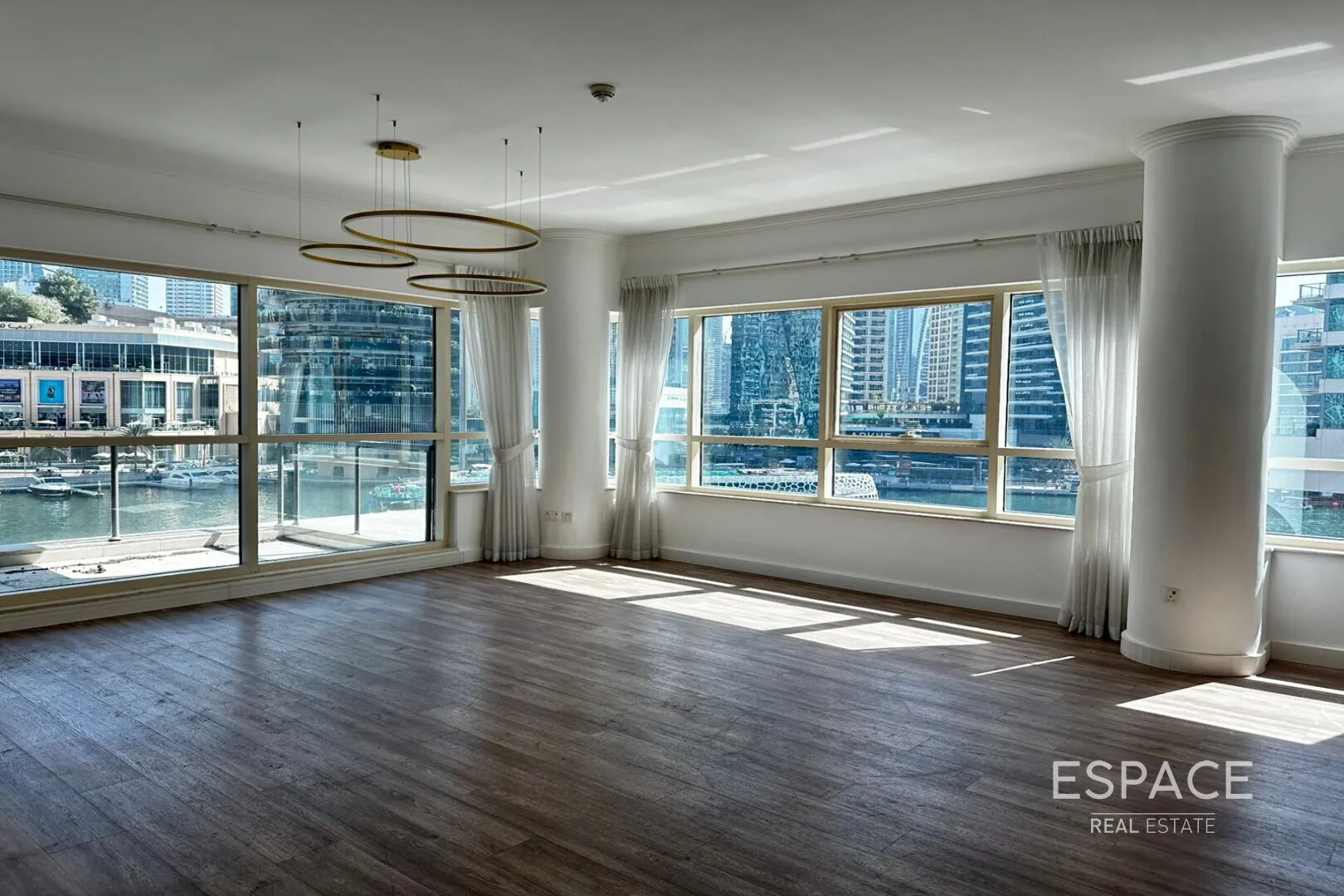 single static gallery