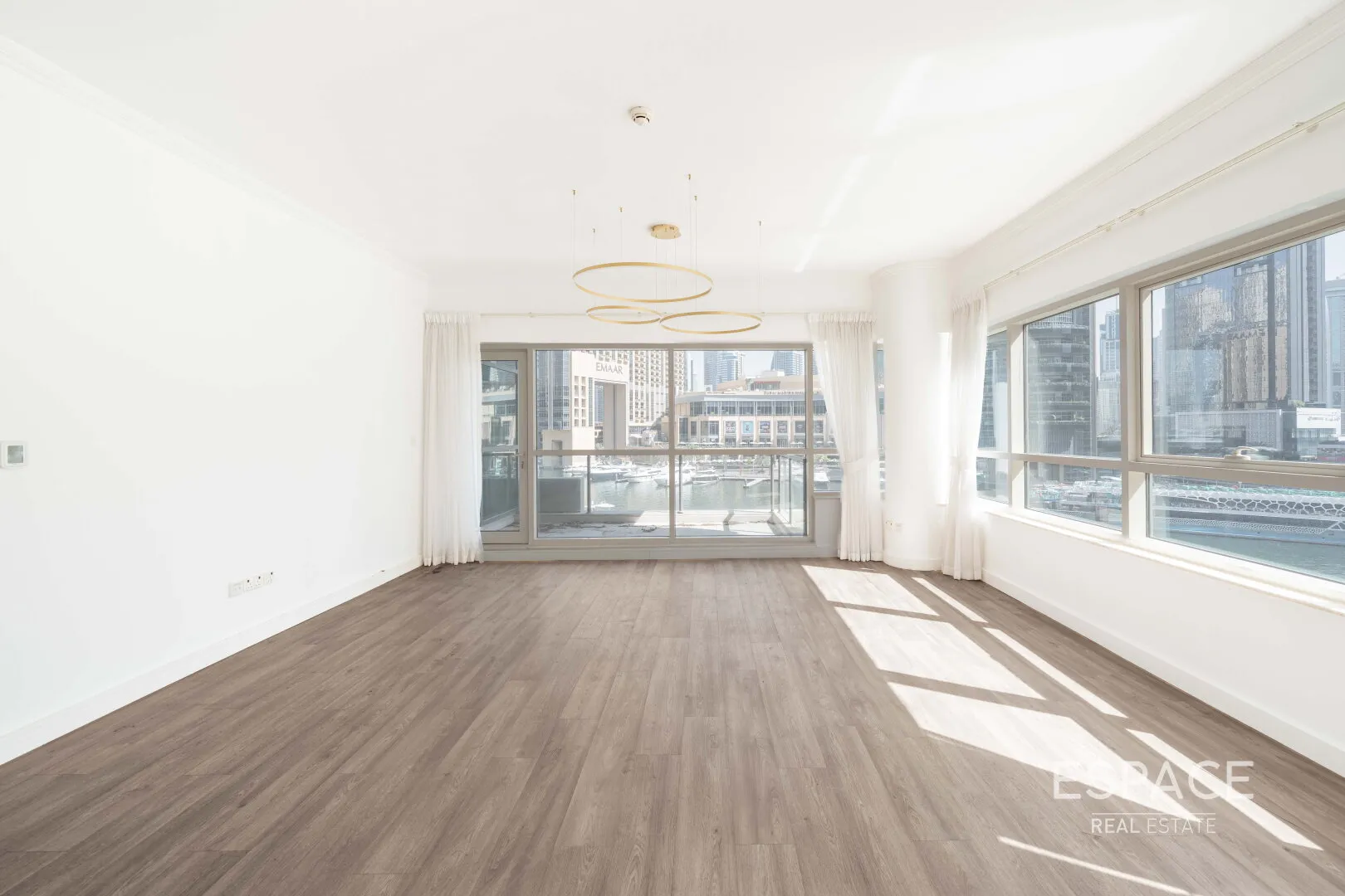 single static gallery