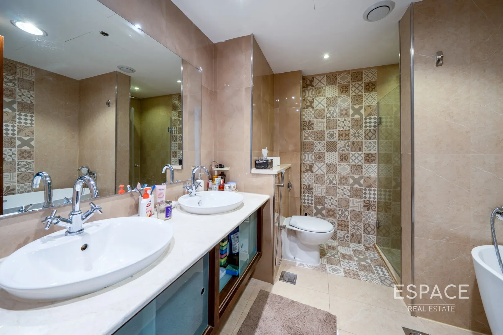 PropertiesGalleryCamera