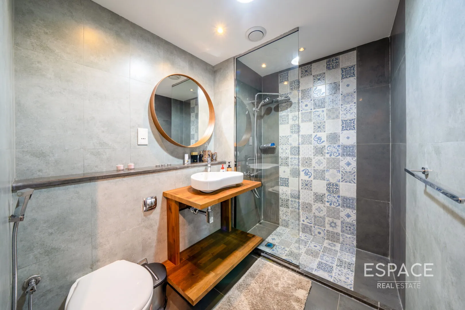 PropertiesGalleryCamera