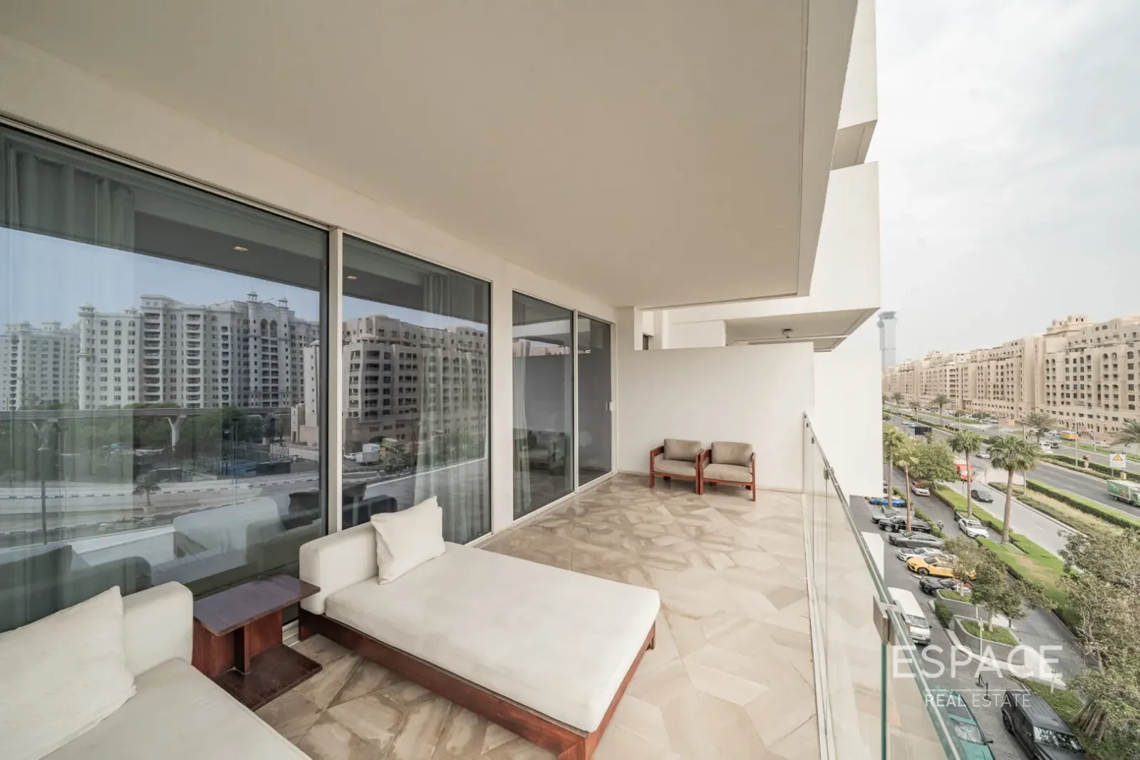 PropertiesGalleryCamera