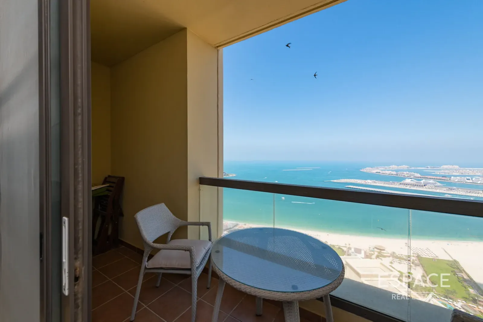 PropertiesGalleryCamera
