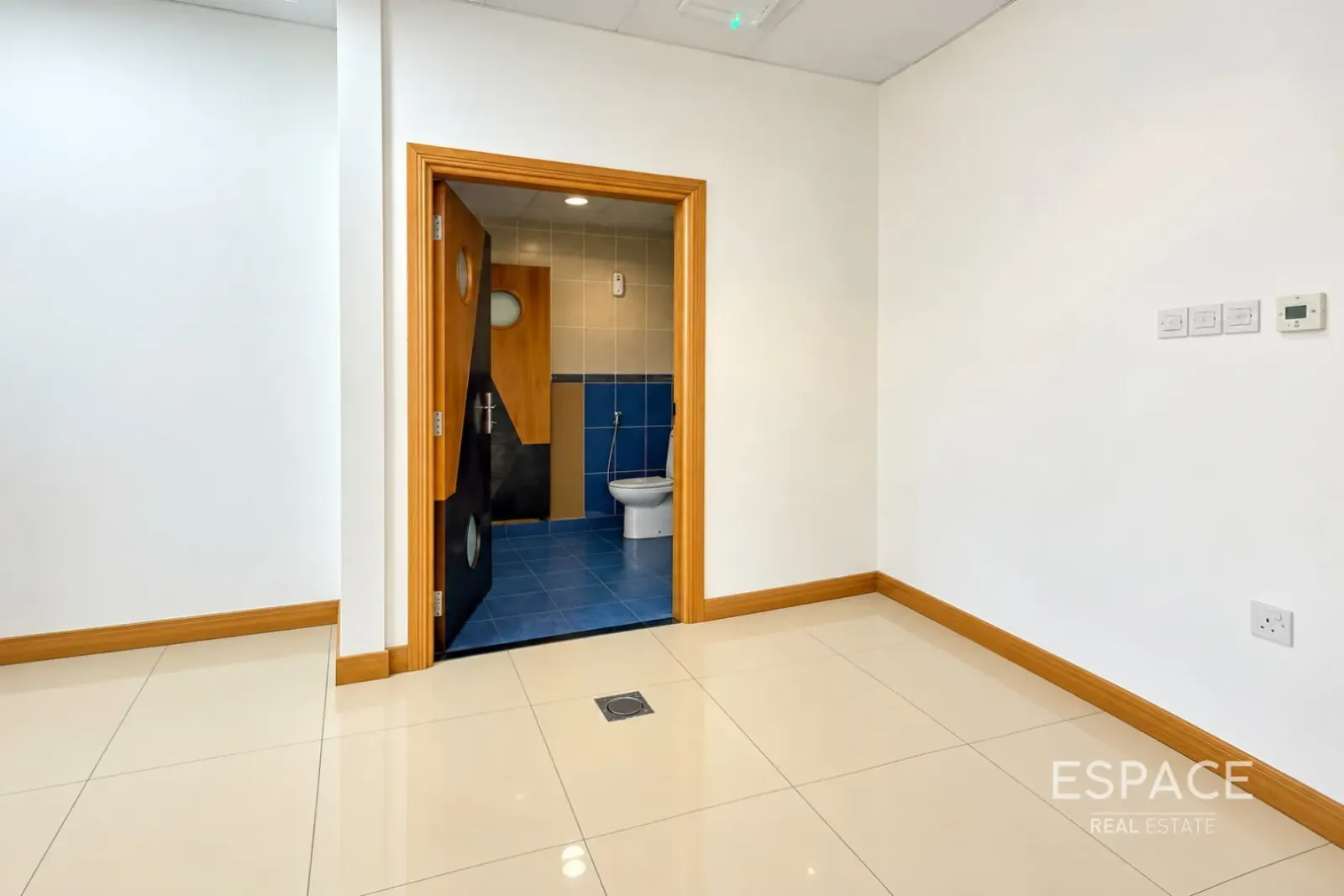 PropertiesGalleryCamera