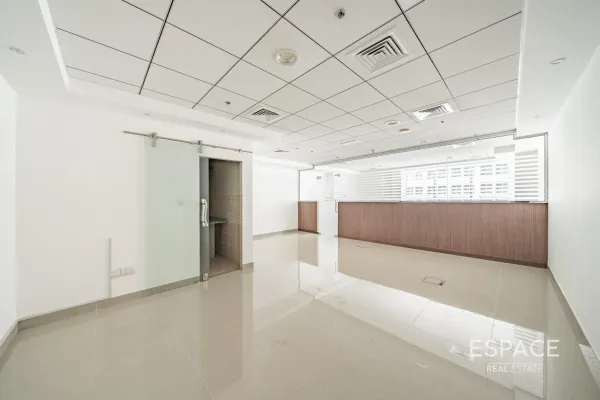 The Burlington Tower, Business Bay, Dubai - Espace