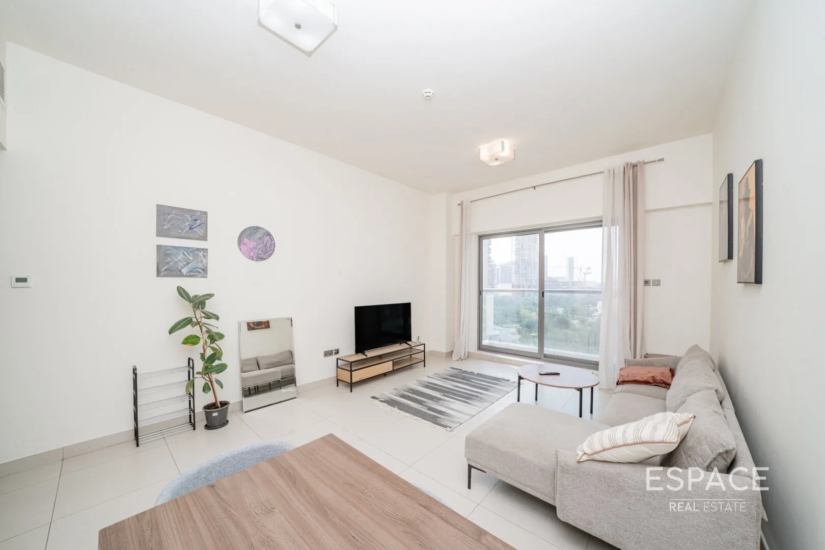 single static gallery