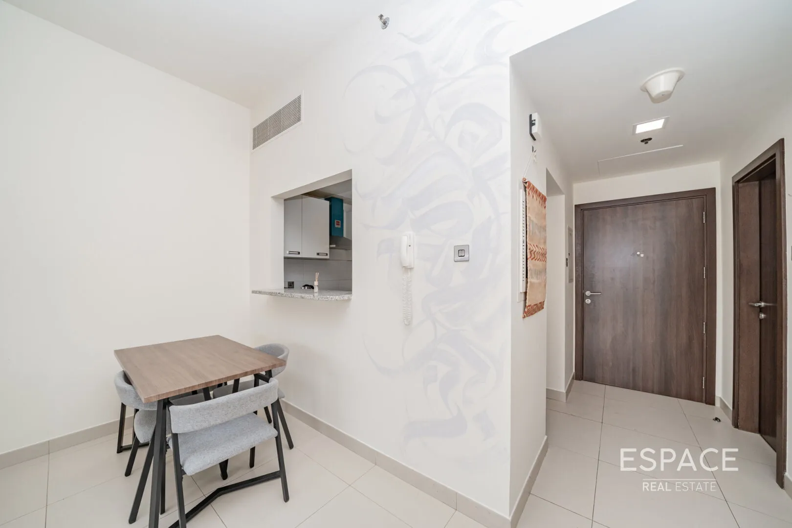 single static gallery