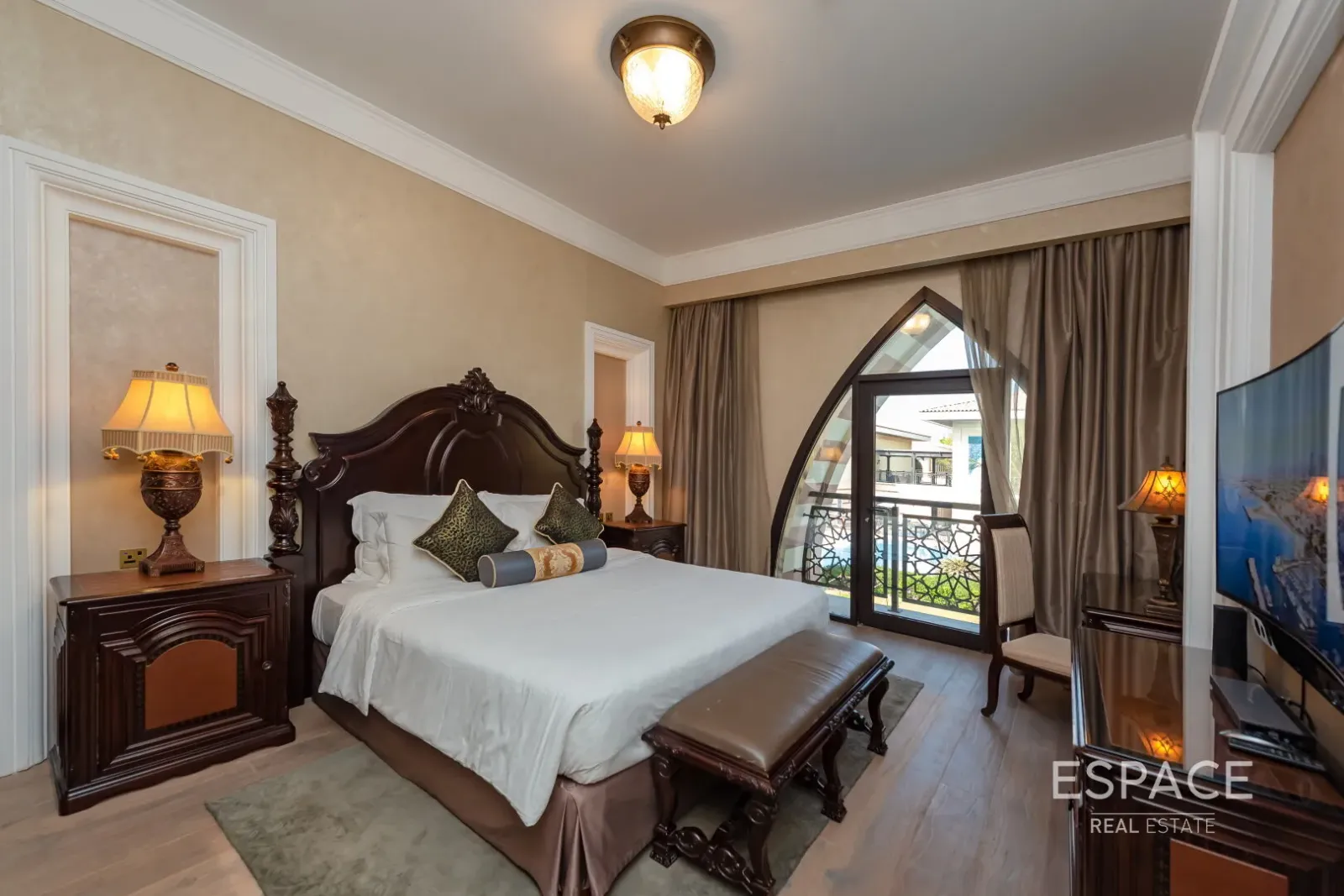 PropertiesGalleryCamera
