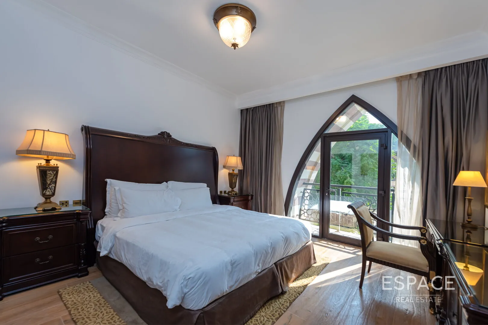 PropertiesGalleryCamera