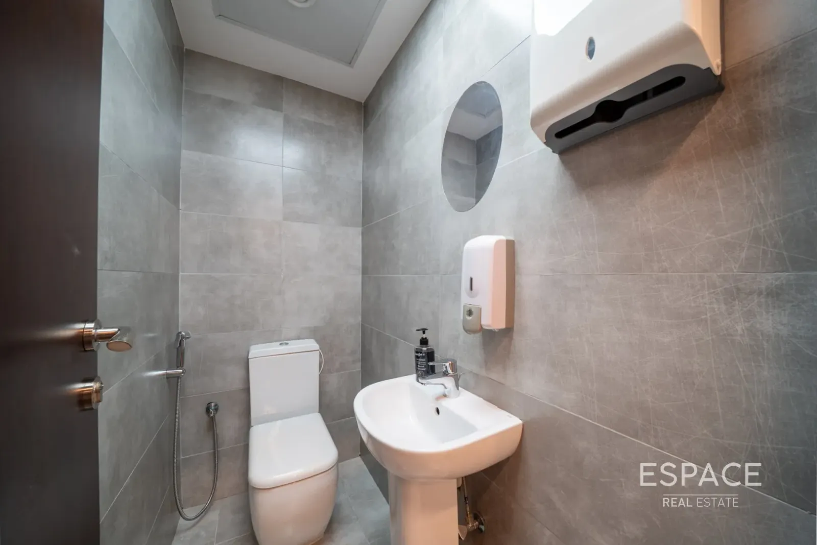 PropertiesGalleryCamera