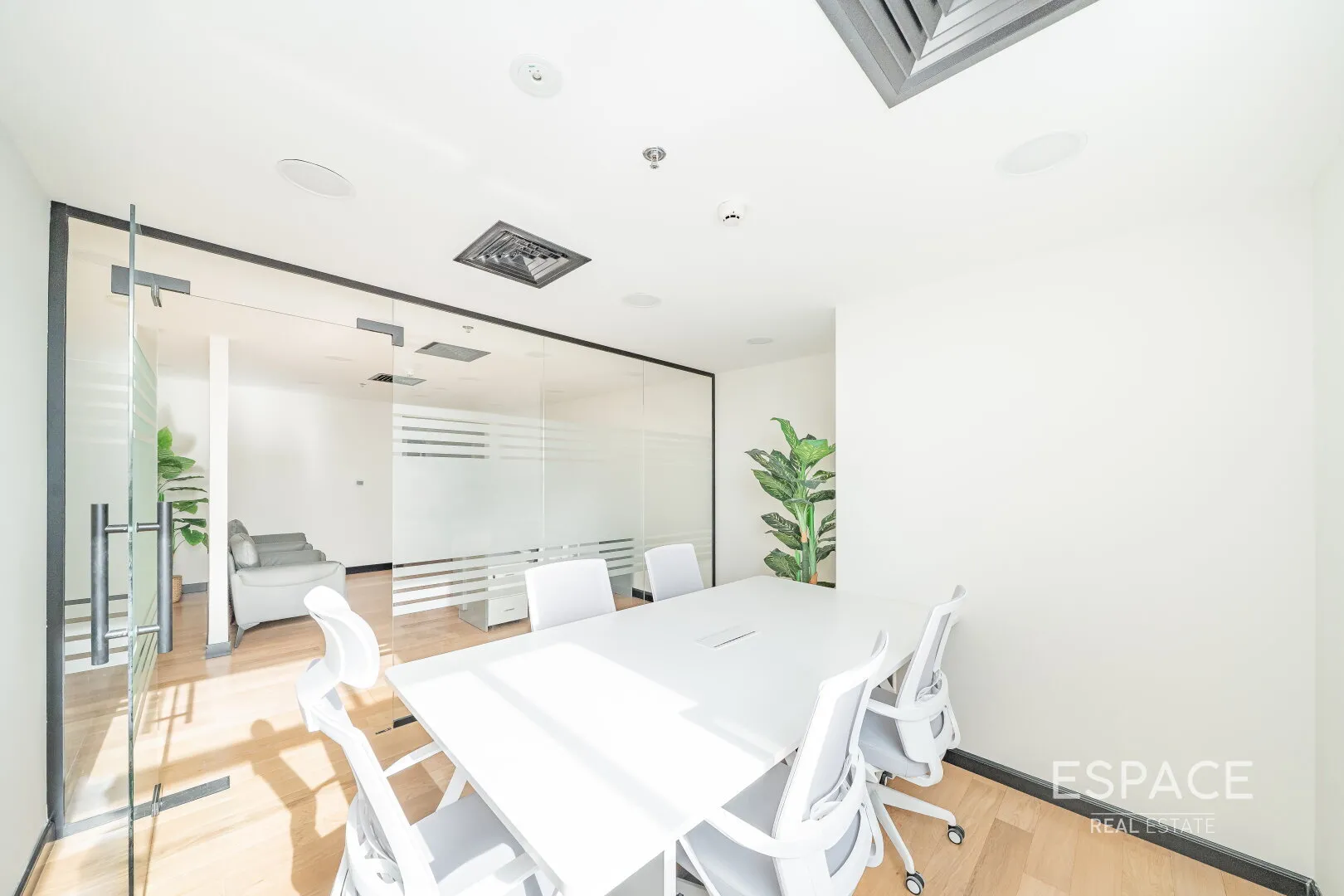 single static gallery