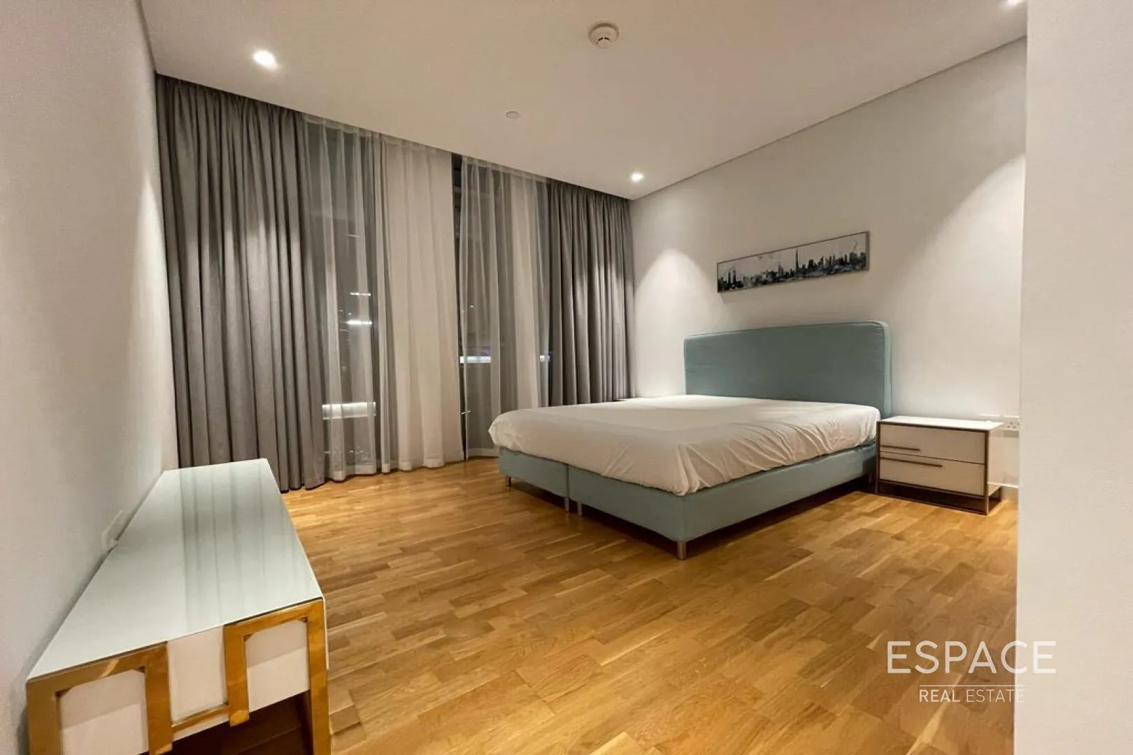 PropertiesGalleryCamera