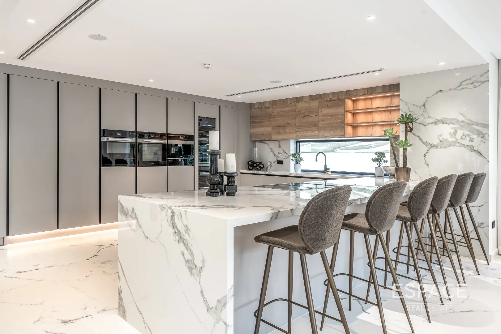 single static gallery