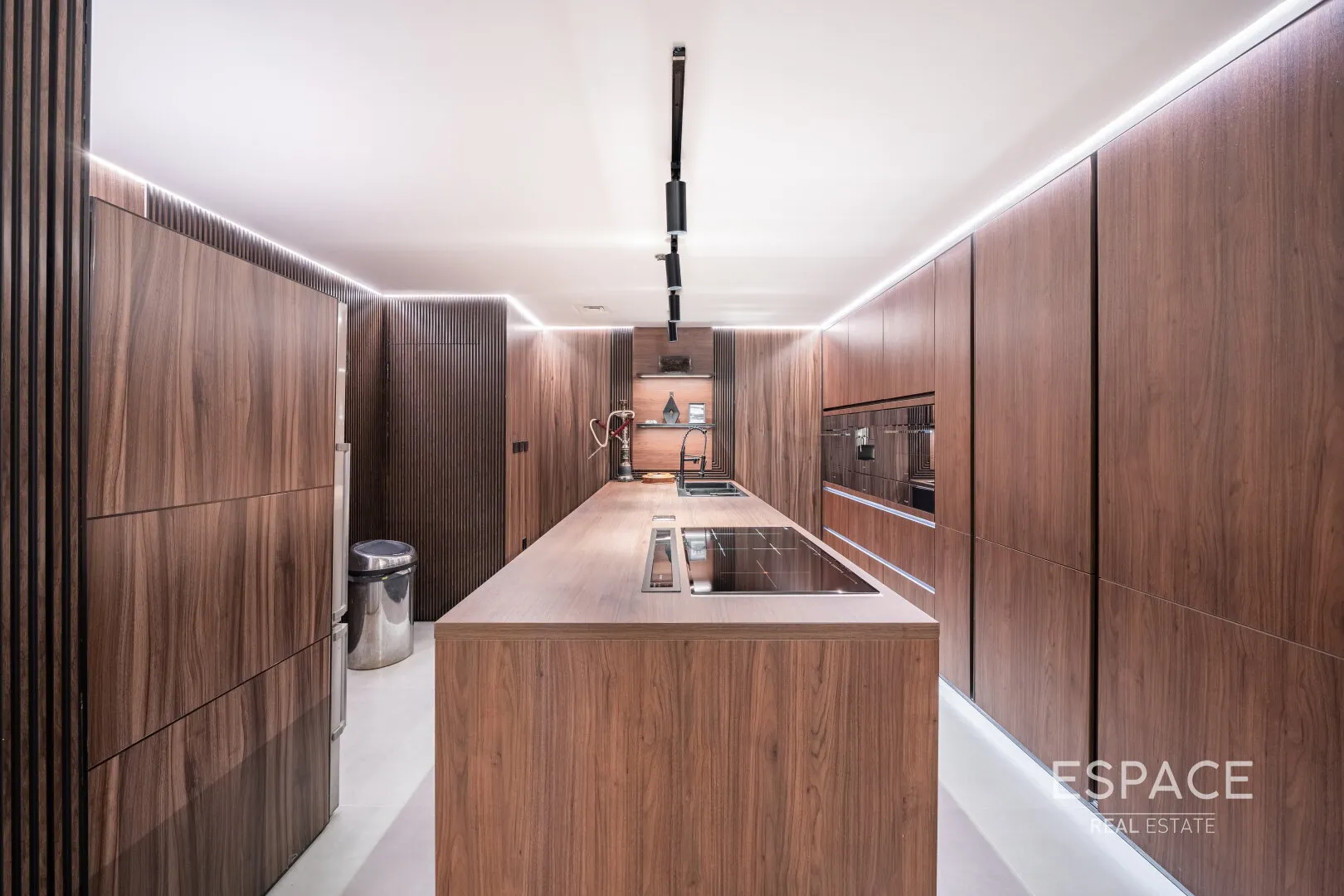 single static gallery