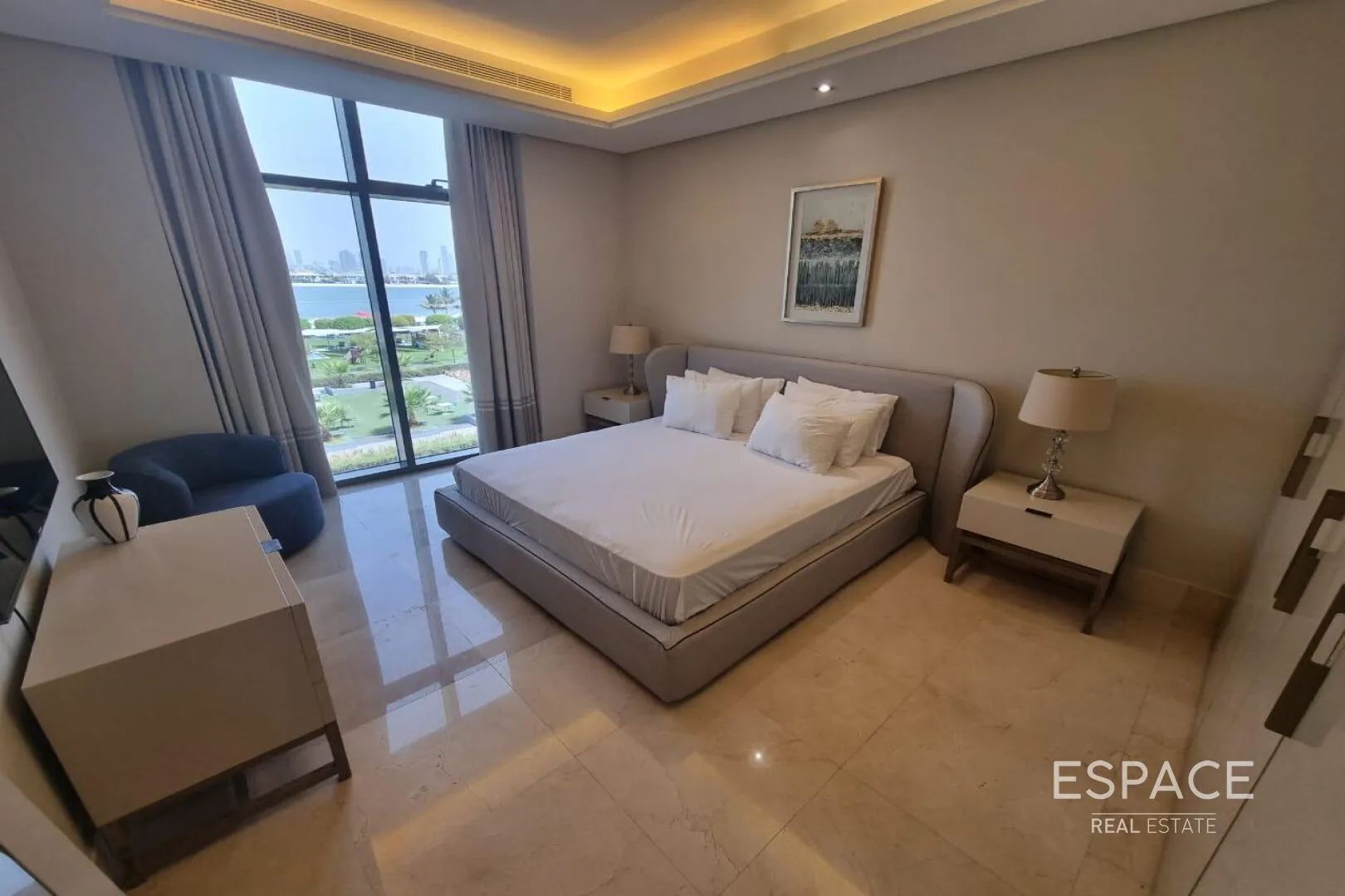 PropertiesGalleryCamera