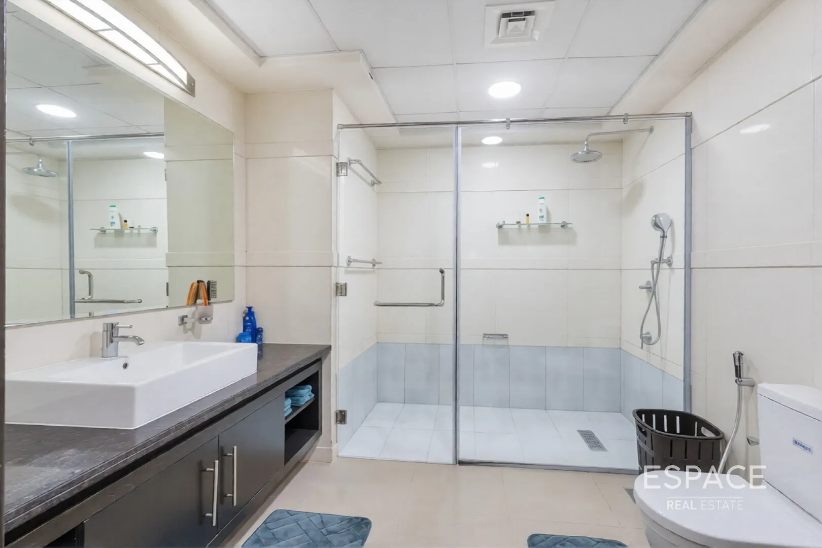 PropertiesGalleryCamera