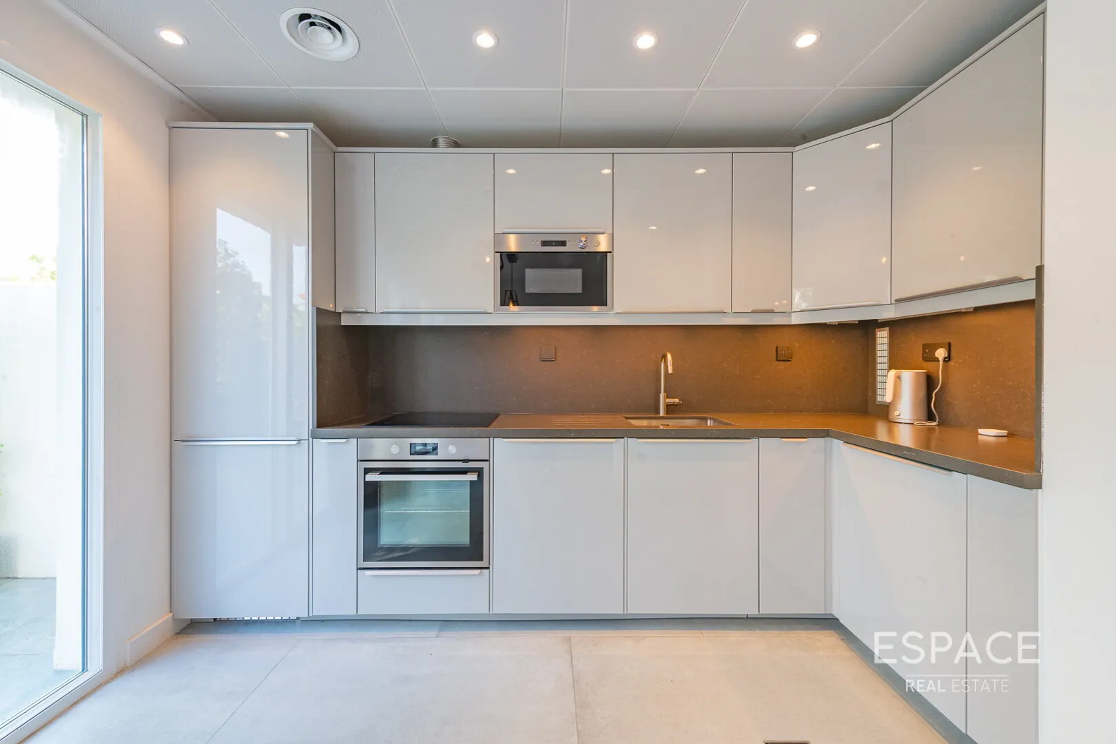 single static gallery