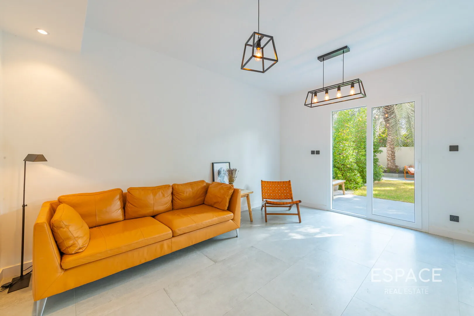 single static gallery