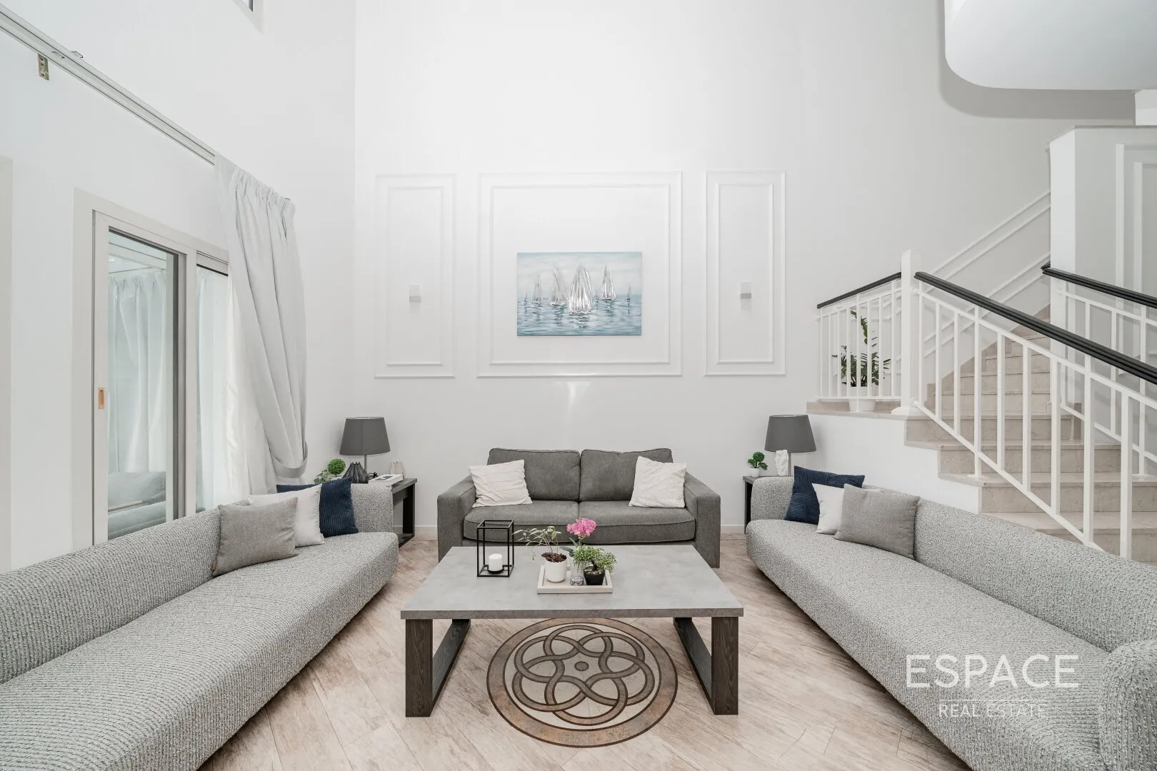 single static gallery