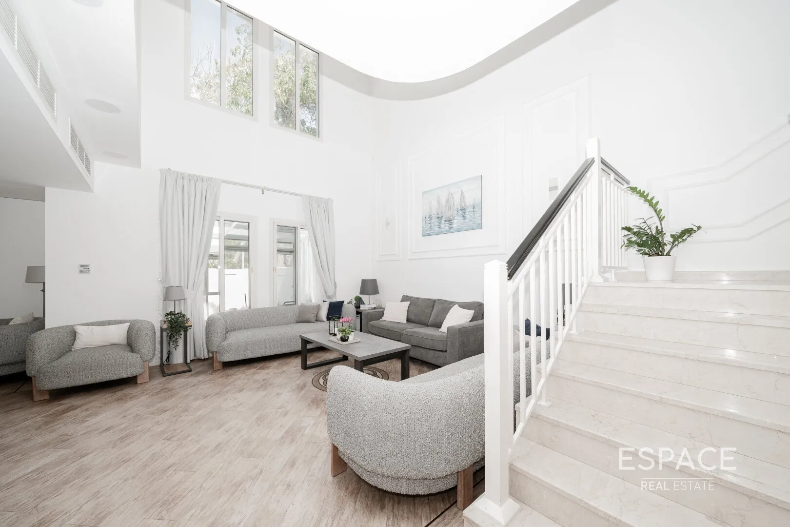 single static gallery