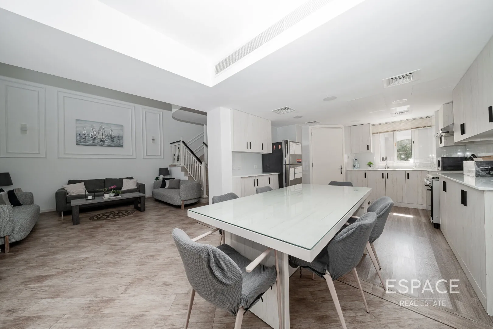 single static gallery