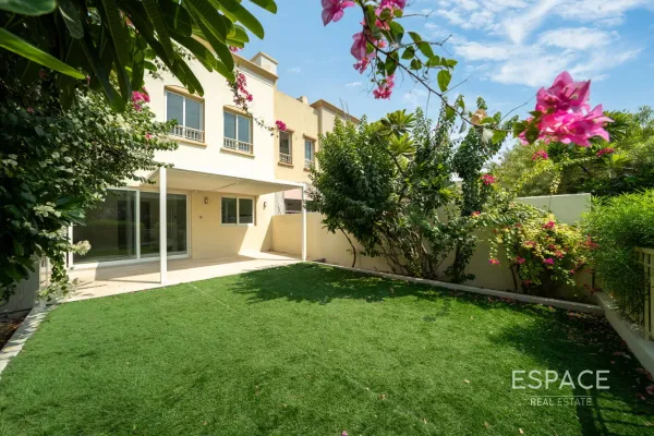 Springs 7, Springs, Dubai - Espace