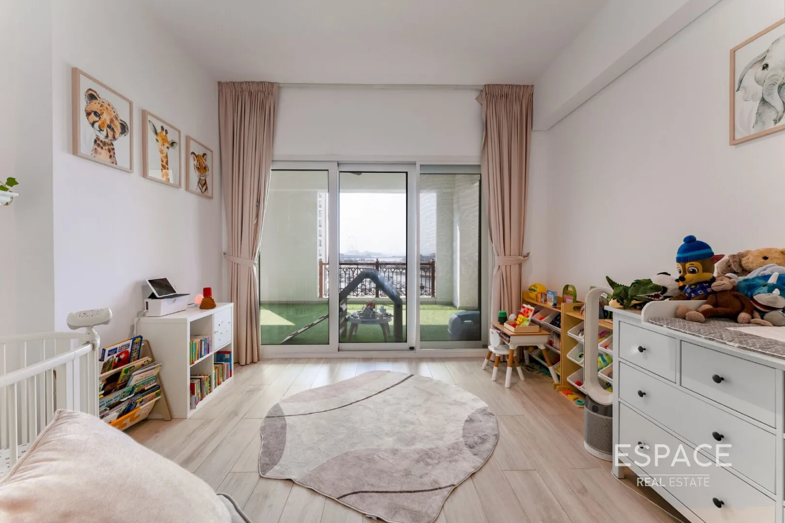 PropertiesGalleryCamera