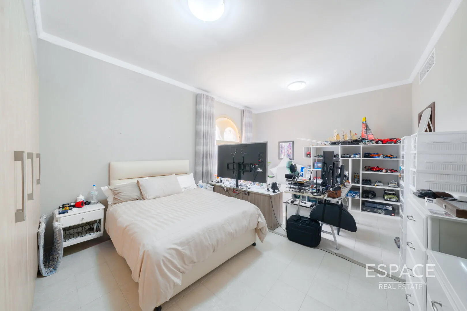 PropertiesGalleryCamera