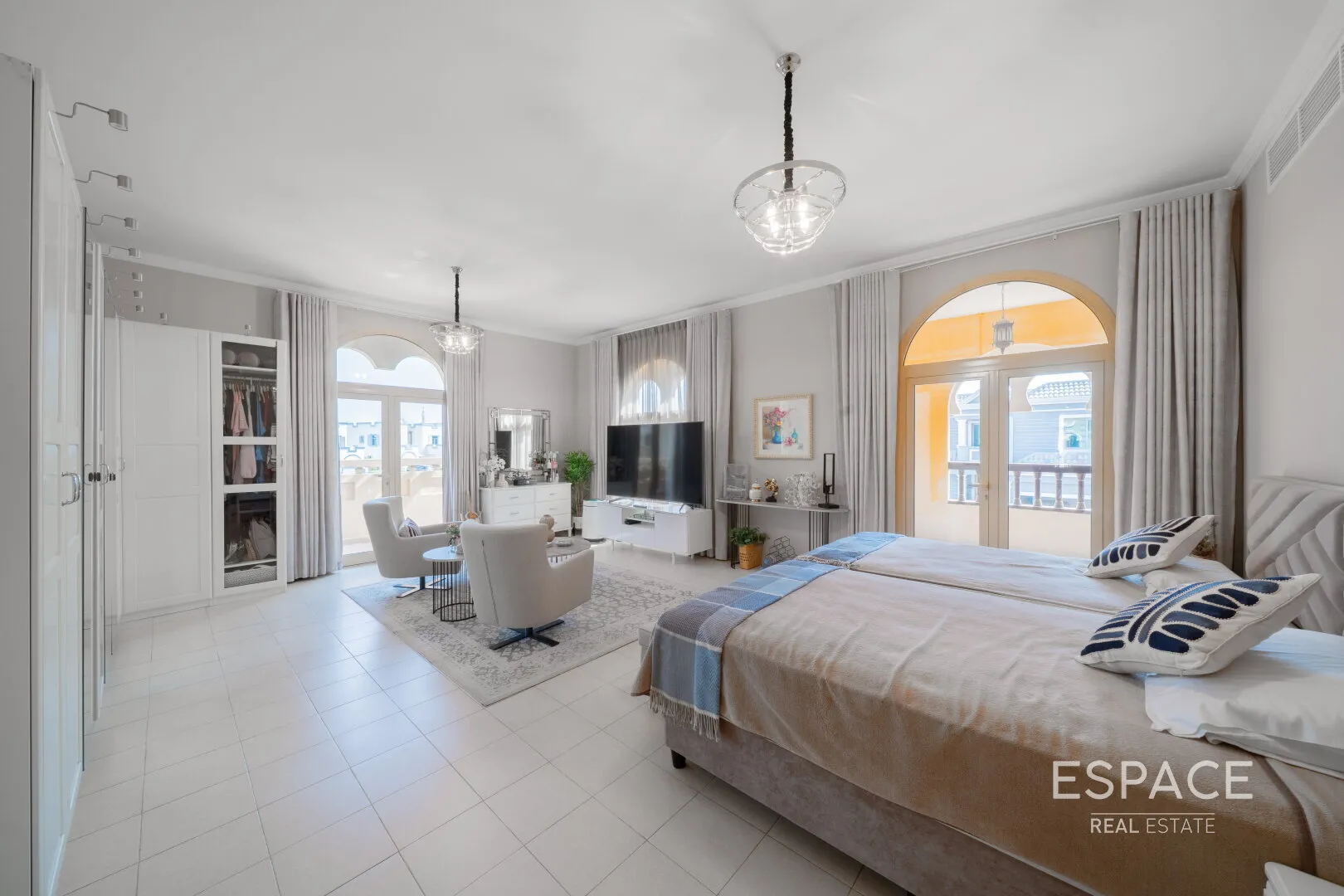 PropertiesGalleryCamera