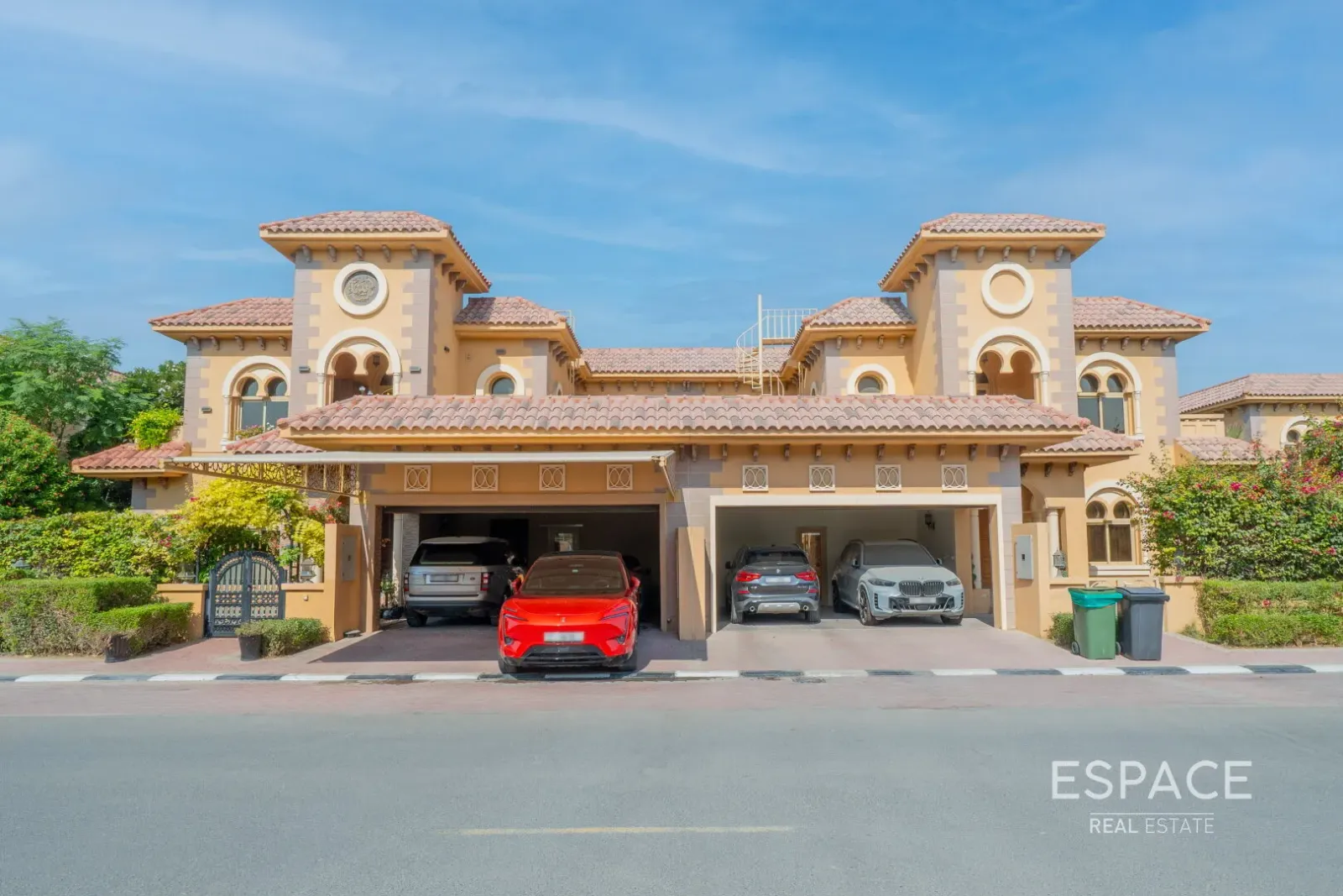 PropertiesGalleryCamera
