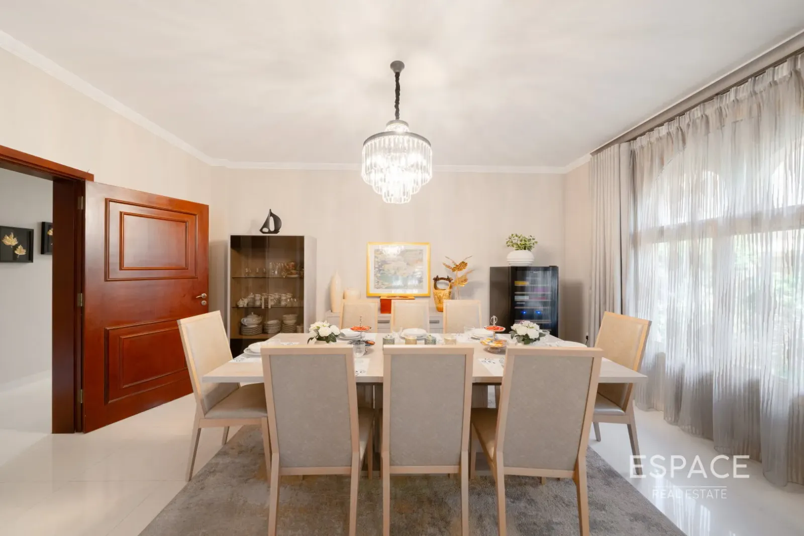 PropertiesGalleryCamera