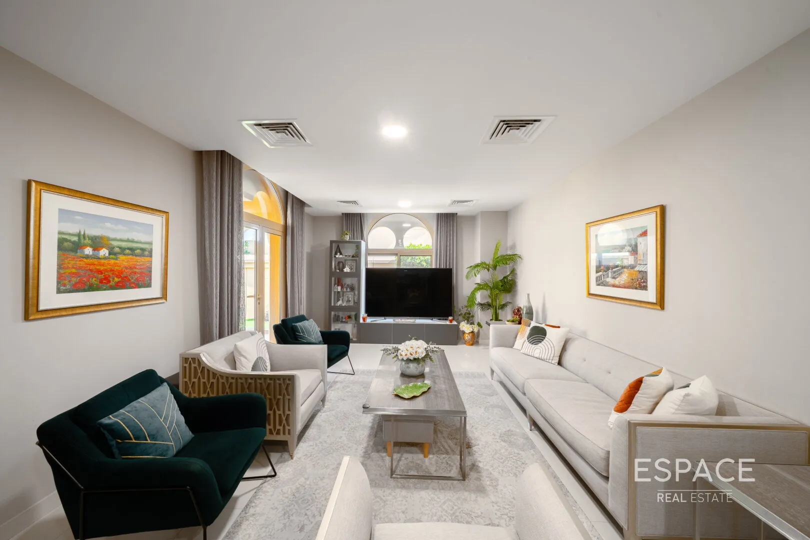 PropertiesGalleryCamera