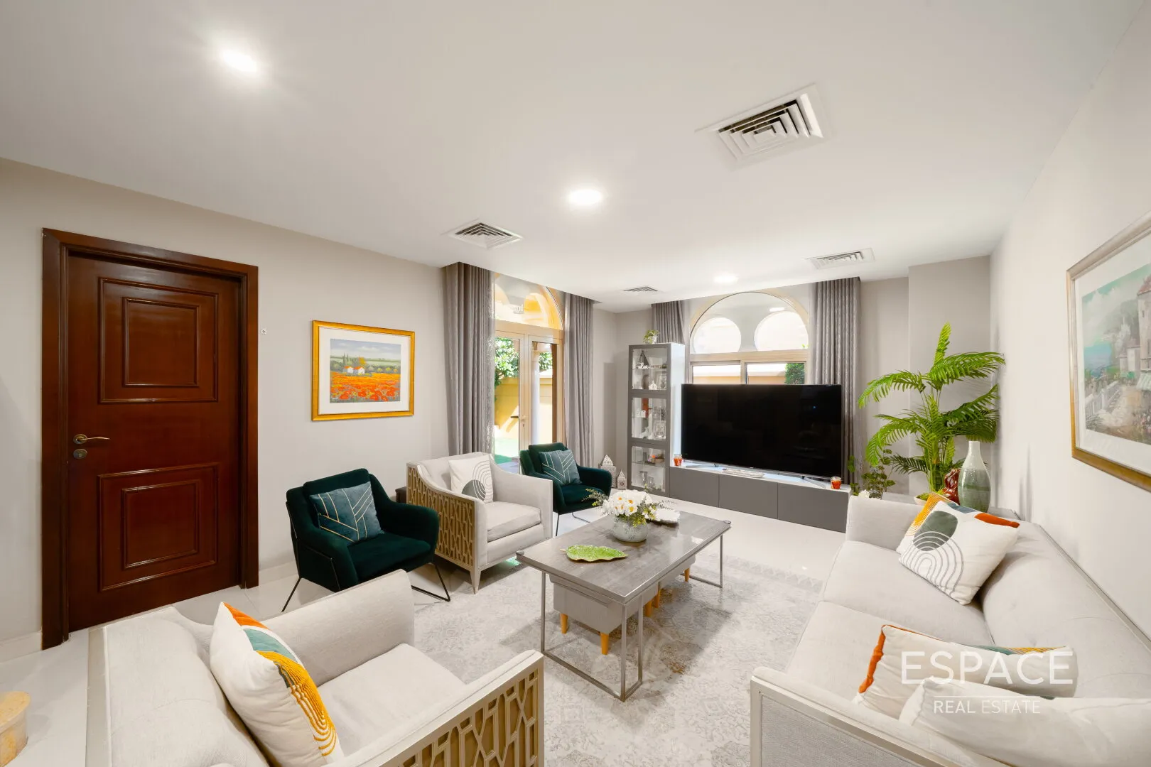 single static gallery