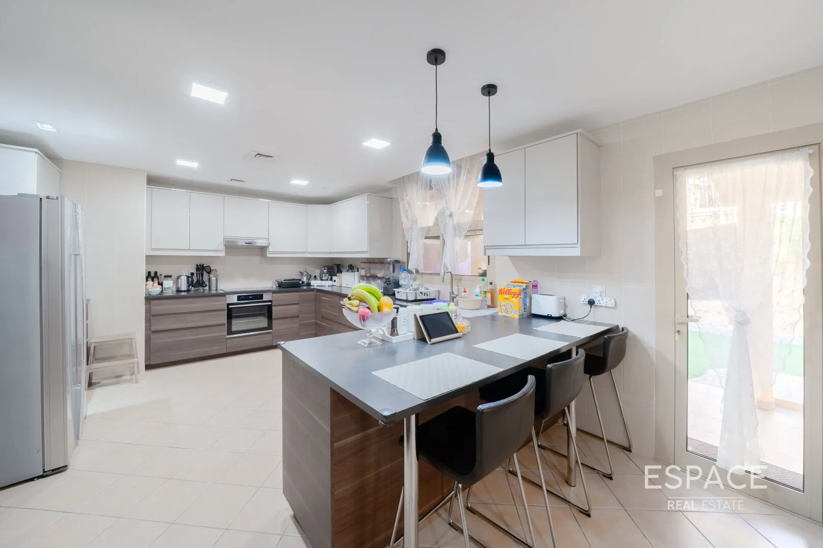 PropertiesGalleryCamera