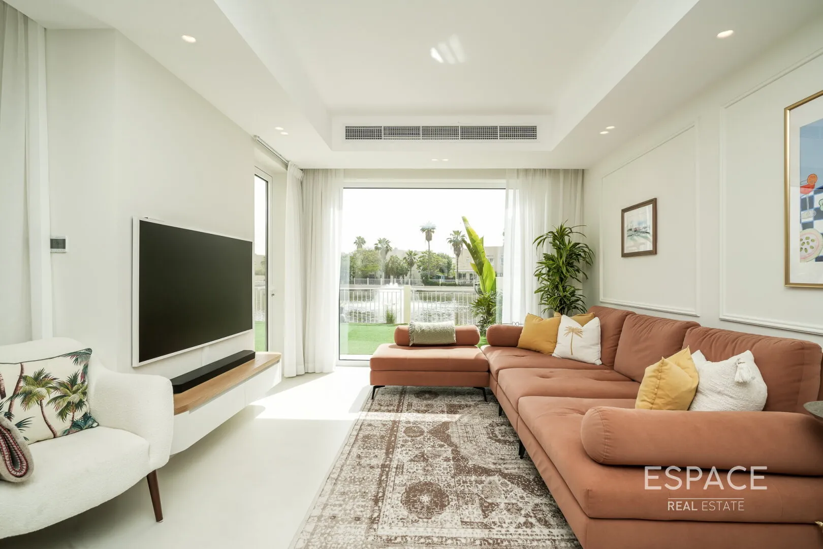 single static gallery