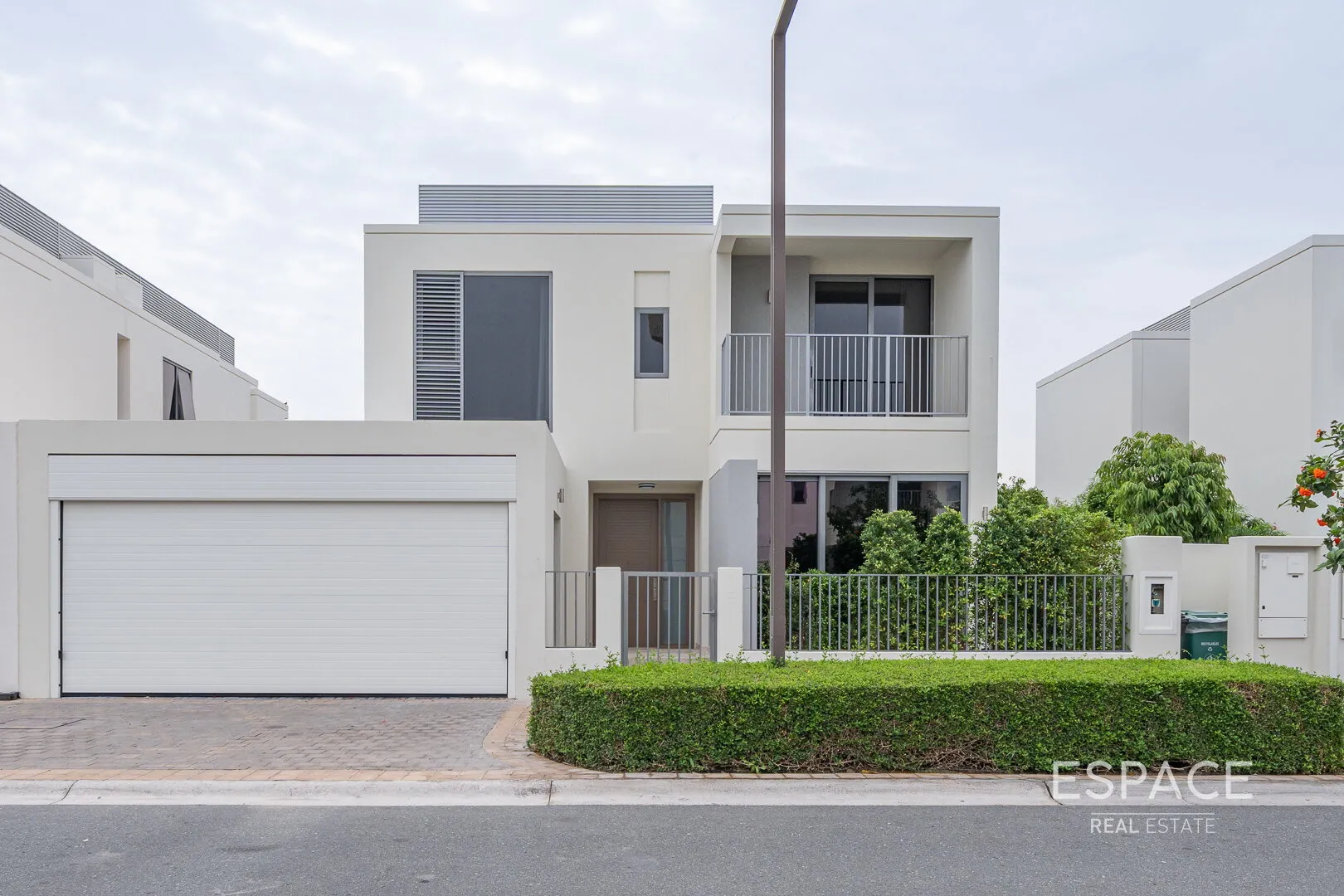 PropertiesGalleryCamera